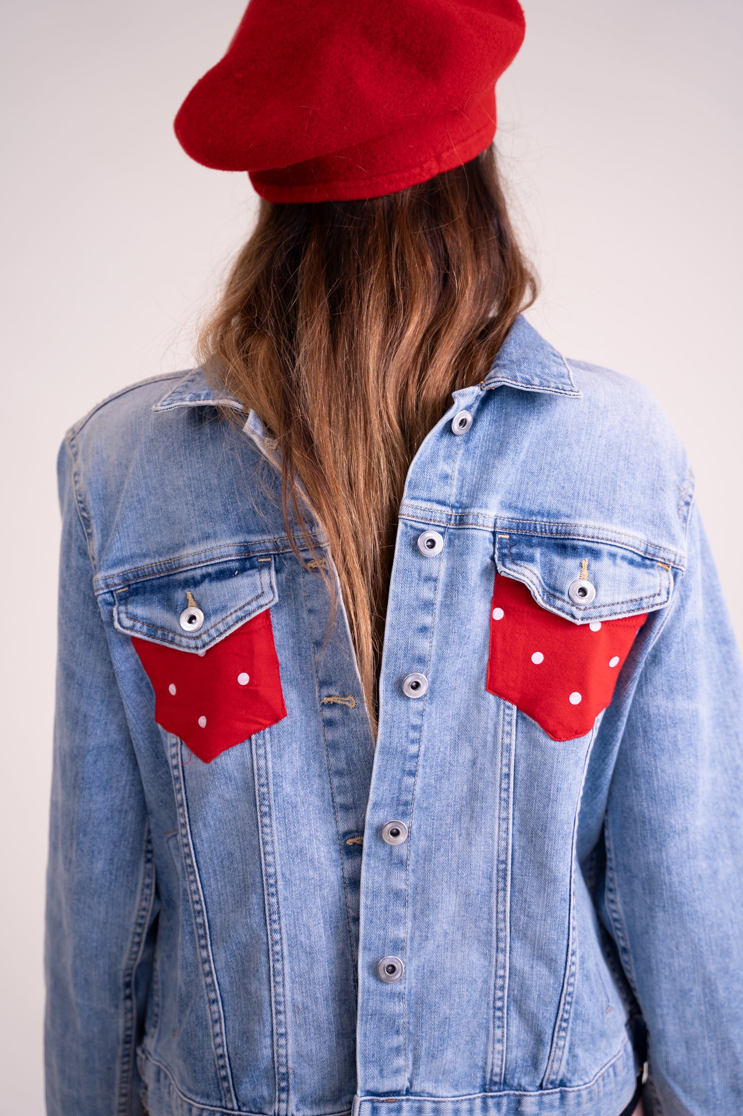 Denim Jacket with Parisian Flair – Sustainable & Stylish