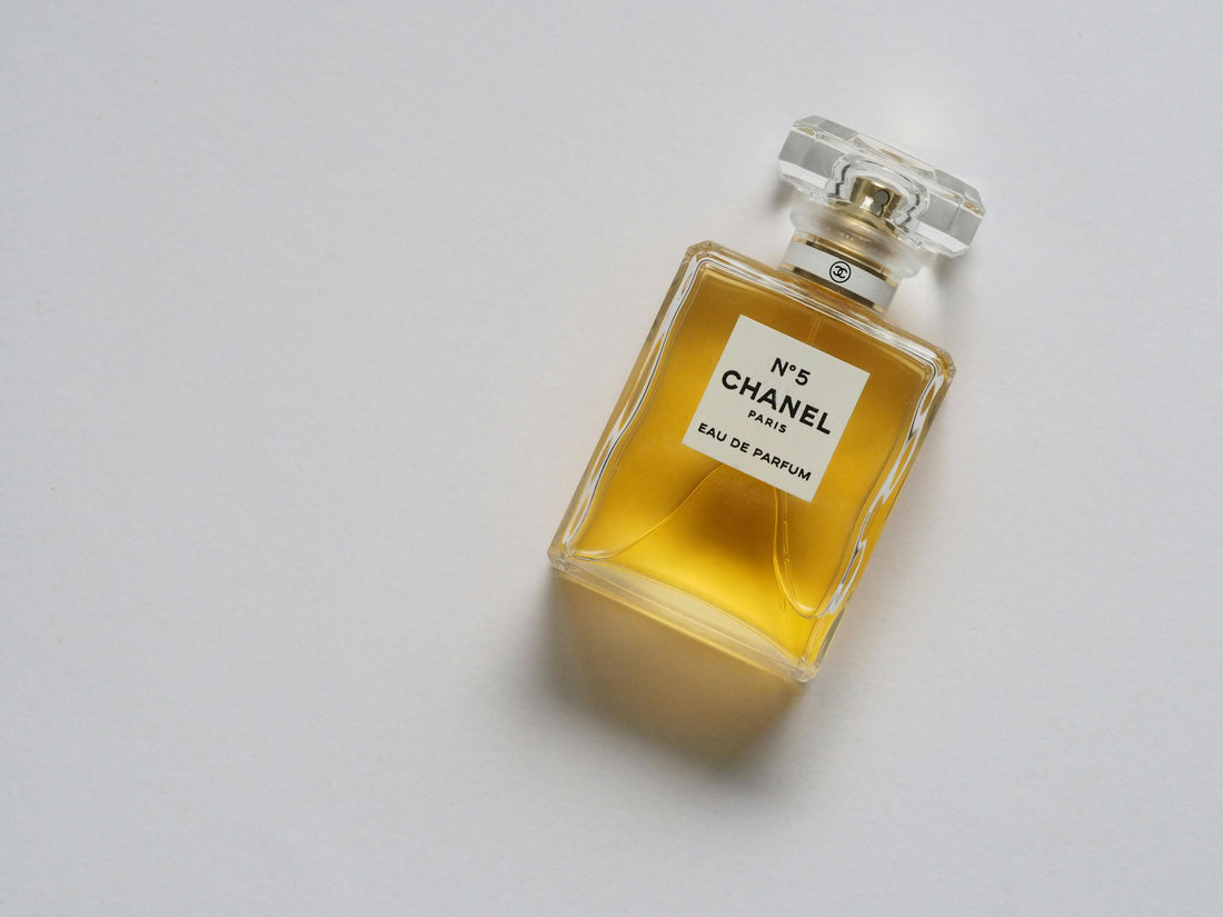 What are the best souvenirs from Paris?